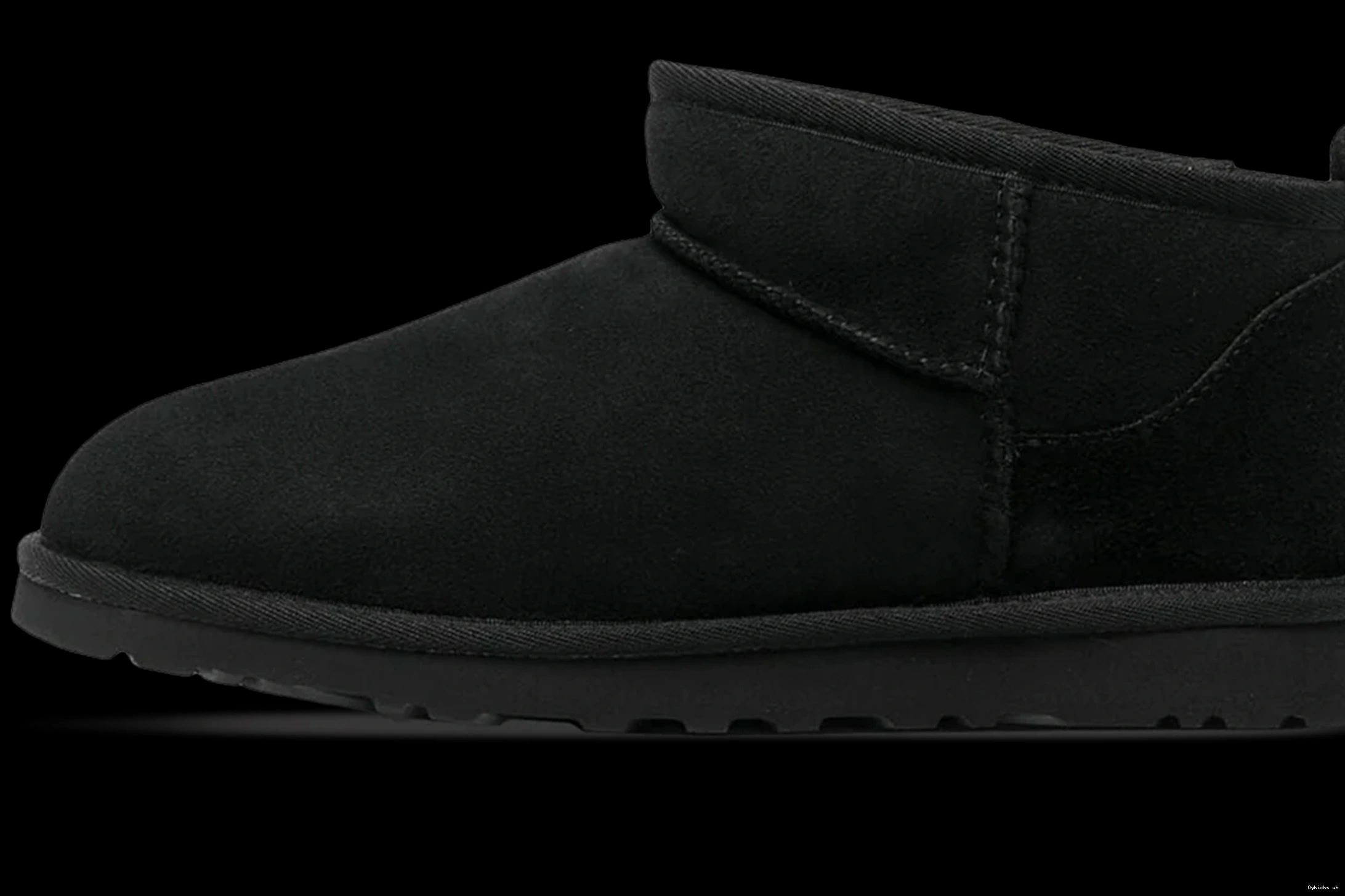 Black Classic W UGG Ultra Mini 0718